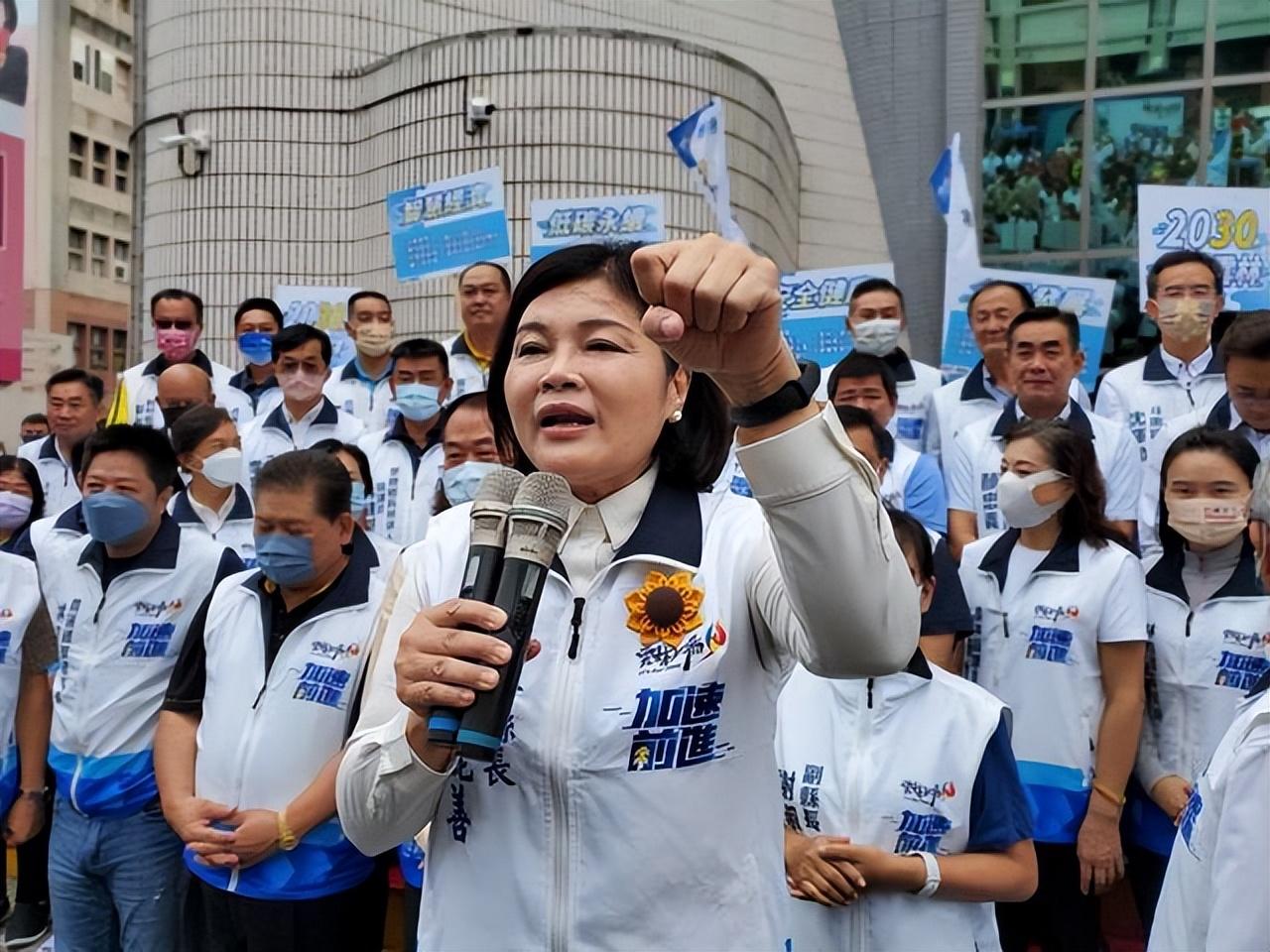 2025年香港掛牌正版大全,探索未來香港市場(chǎng)，掛牌正版大全的演變與機(jī)遇（2025年展望）